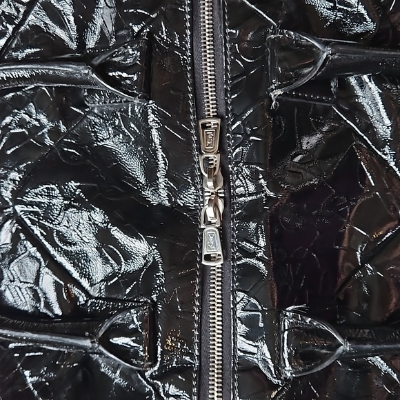 YSL Easy Y Logo Patent Leather Bag Black Silver - Picture 11 of 16